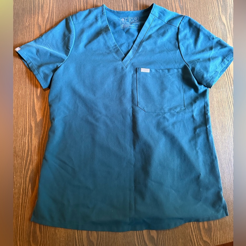 FIGS Caribbean Blue Catarina Top - Size M